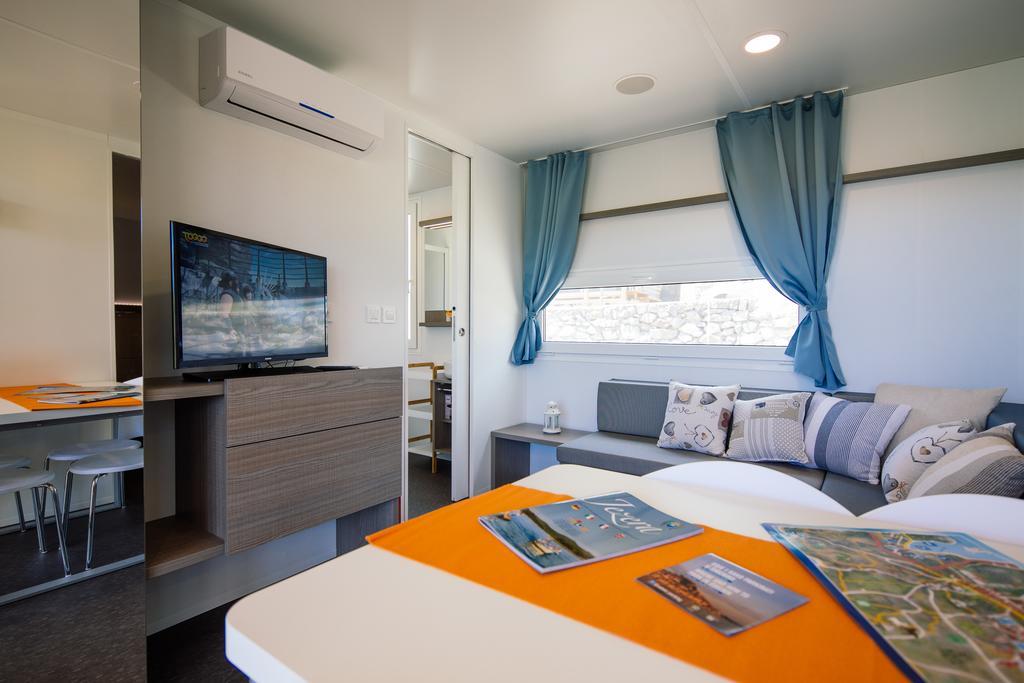 Ks Holidays Jezera Ngoại thất bức ảnh